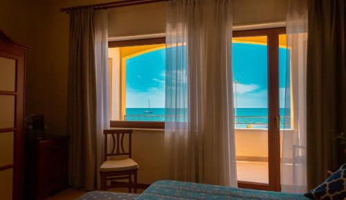 Superior Triple Room with Sea View