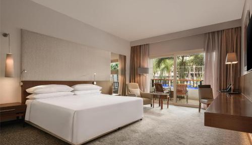 Deluxe Club Room