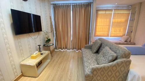 Room #1474533401