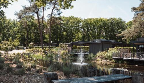 Deluxe Bungalow with Garden View