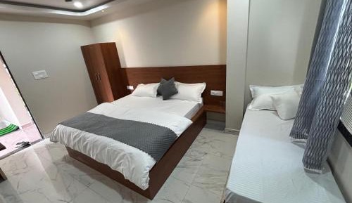 Luxury Triple Room