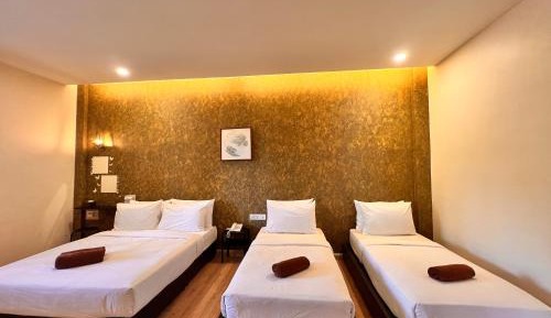 Classic Quadruple Room