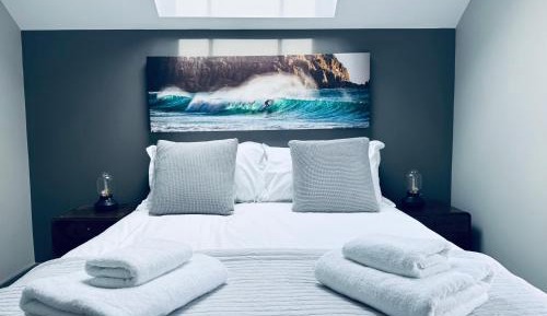 Classic One-Bedroom Apartment with King Bed