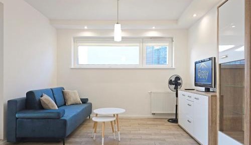 One-Bedroom Apartment with Balcony