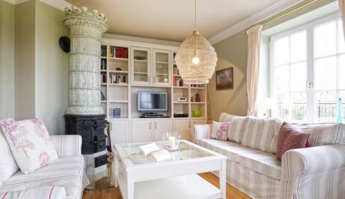 Three-Bedroom Apartment with Balcony and Terrace