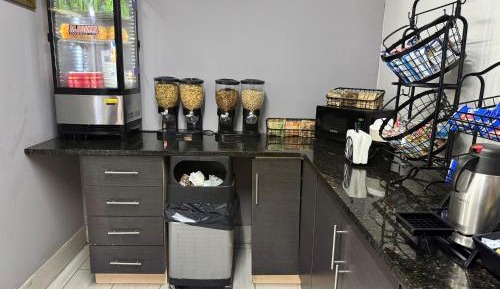 Queen Room - Disability Access/Non-Smoking