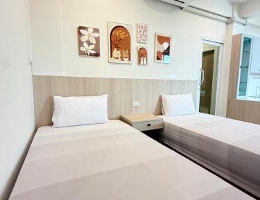 Deluxe Quadruple Room