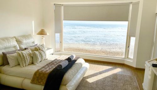 Three-Bedroom Apartment with Sea View