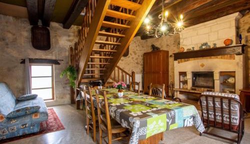 Holiday Home (6 Adults)