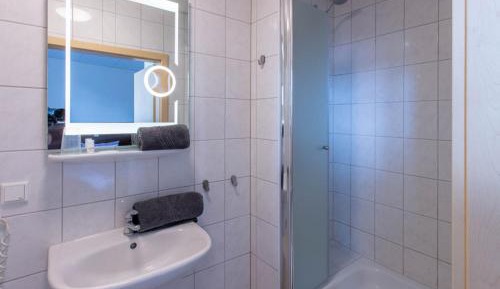 Single Room with Shower