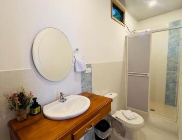 Quadruple Room with Private Bathroom