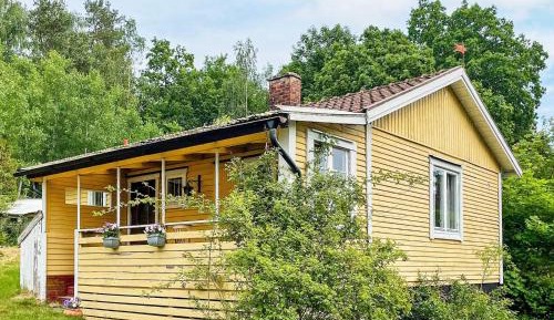 Two-Bedroom Holiday Home
