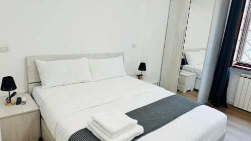 Double or Twin Room with Private Bathroom