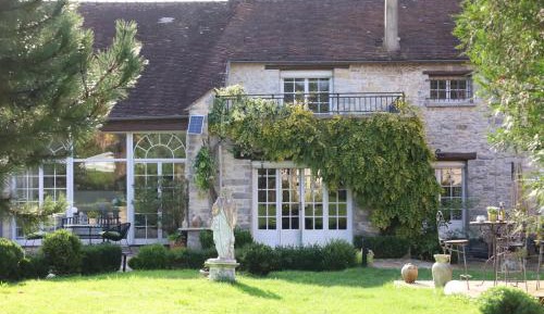 Three-Bedroom Apartment - High Floor