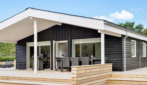 Four-Bedroom Holiday Home