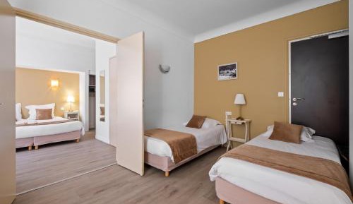 Standard Quadruple Room