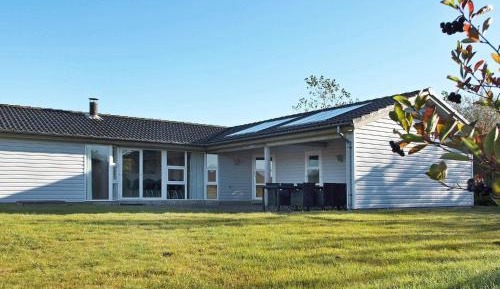 Four-Bedroom Holiday Home