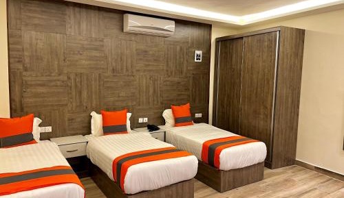 Triple Room