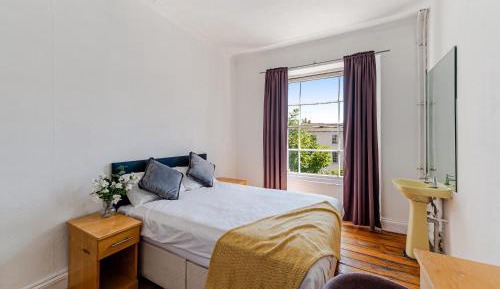 Standard Single Room with Shared Bathroom