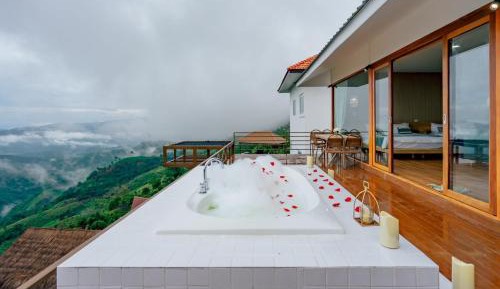 Triple Room with Mountain View