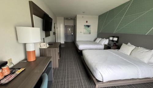 Queen Room