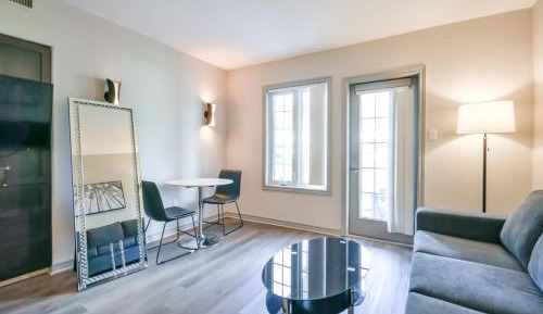 Two-Bedroom Apartment with Garden View