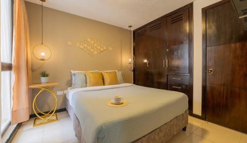 Three-Bedroom Apartment with Balcony