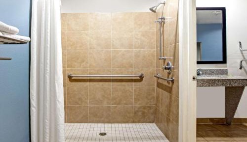 Deluxe Double Room with Two Double Beds - Non-Smoking