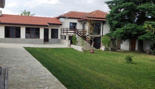Villa with Garden View