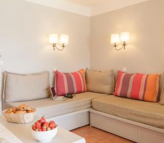 Standard Two-Bedroom Apartment with Terrace or Balcony (6 People)