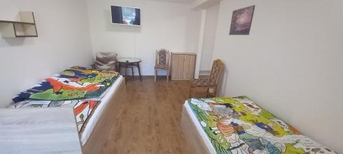 Twin Room with Bathroom