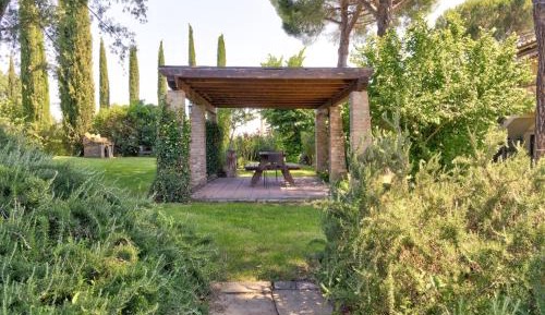 One-Bedroom Holiday Home