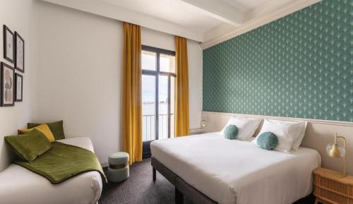 Triple Room with Balcony