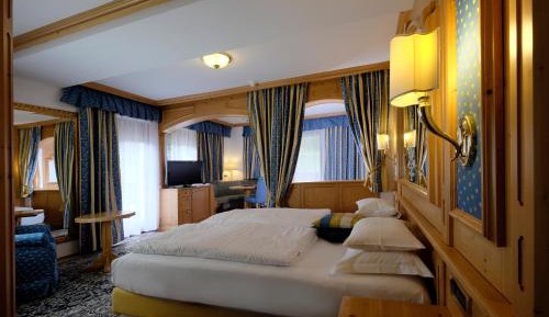 Suite (2 Adults)