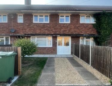 Three-Bedroom Holiday Home 