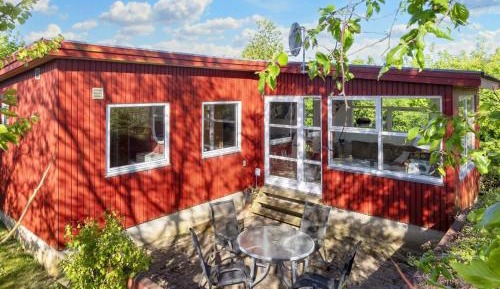 Two-Bedroom Holiday Home