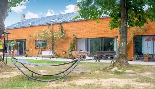 Three-Bedroom Vacation Home 