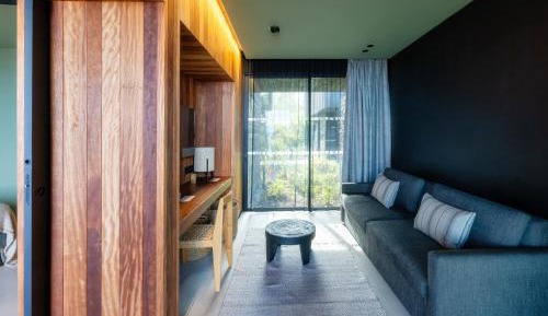 Suite with Garden View