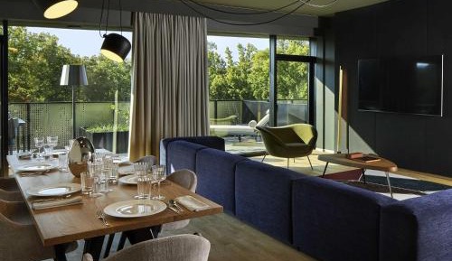 Three Bedroom Penthouse Apartment with Terrace and Panoramic View