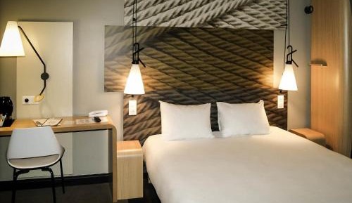 Superior Room with walk-in shower - Mobility Access