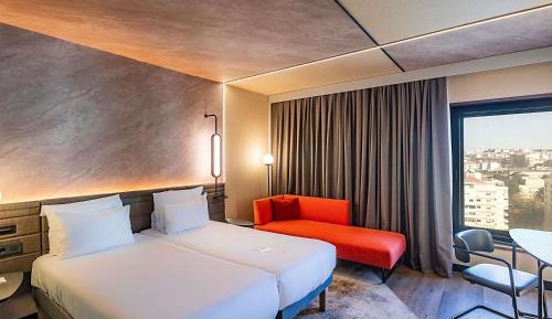 Superior Twin Room with Sofa Bed