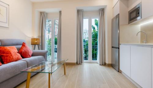 One-Bedroom Apartment with Balcony and City View