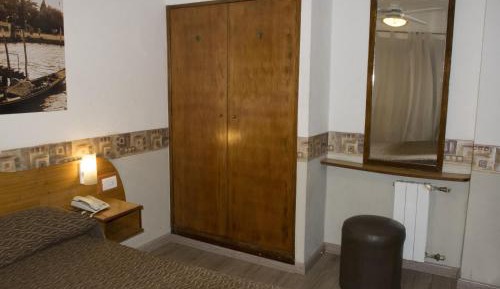 Large Single Room