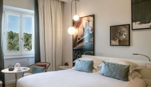 Luxury Room with View