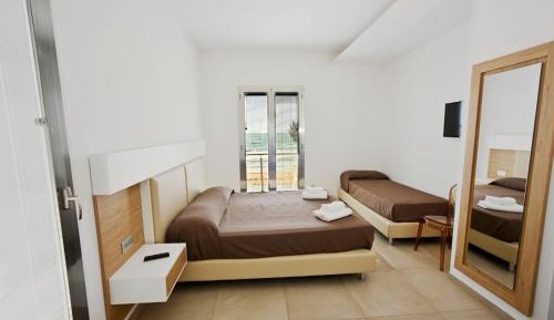 Comfort Triple Room