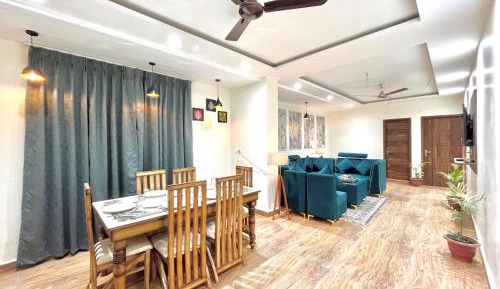Deluxe Apartment