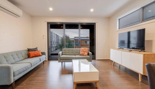 Three-Bedroom Holiday Home 