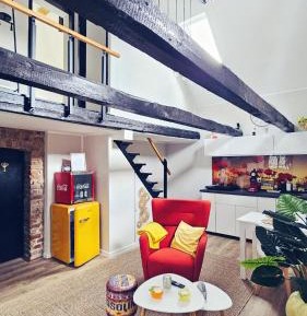 One-Bedroom Apartment