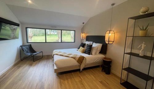Queen Suite