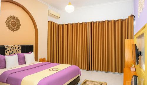 Family Room with Private Bathroom